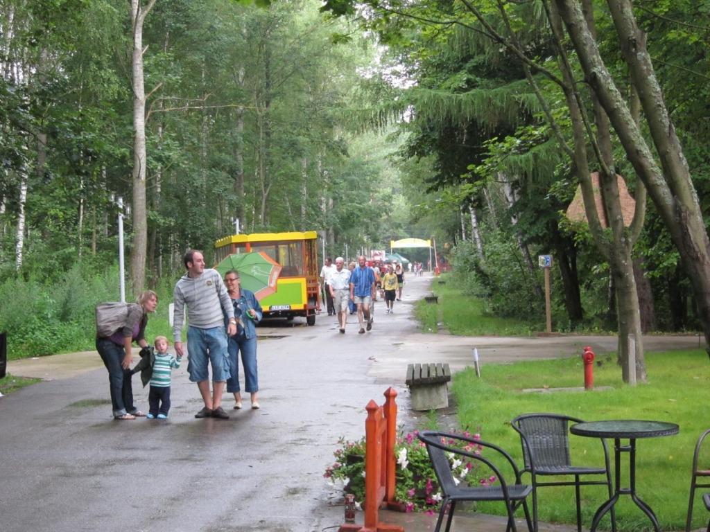 Resort Piaseczno Rozpłucie Exteriér fotografie
