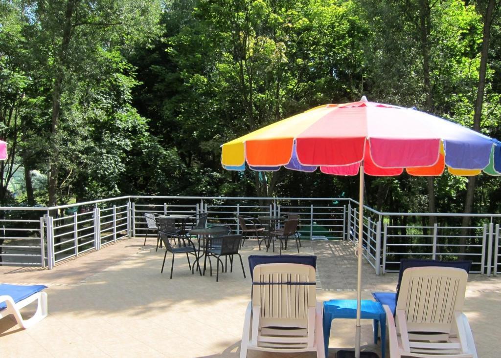 Resort Piaseczno Rozpłucie Exteriér fotografie