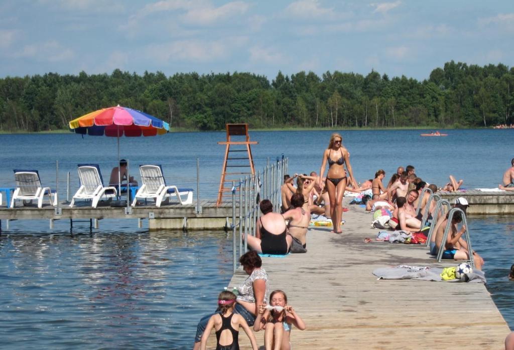 Resort Piaseczno Rozpłucie Exteriér fotografie