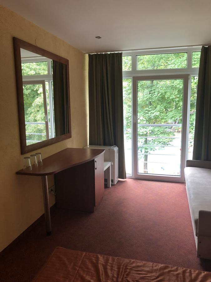 Resort Piaseczno Rozpłucie Exteriér fotografie