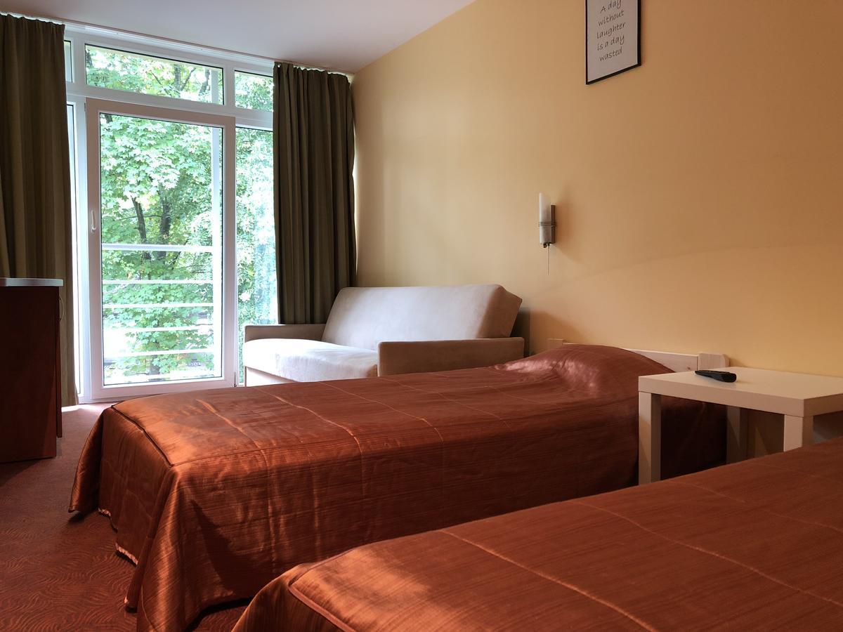 Resort Piaseczno Rozpłucie Exteriér fotografie