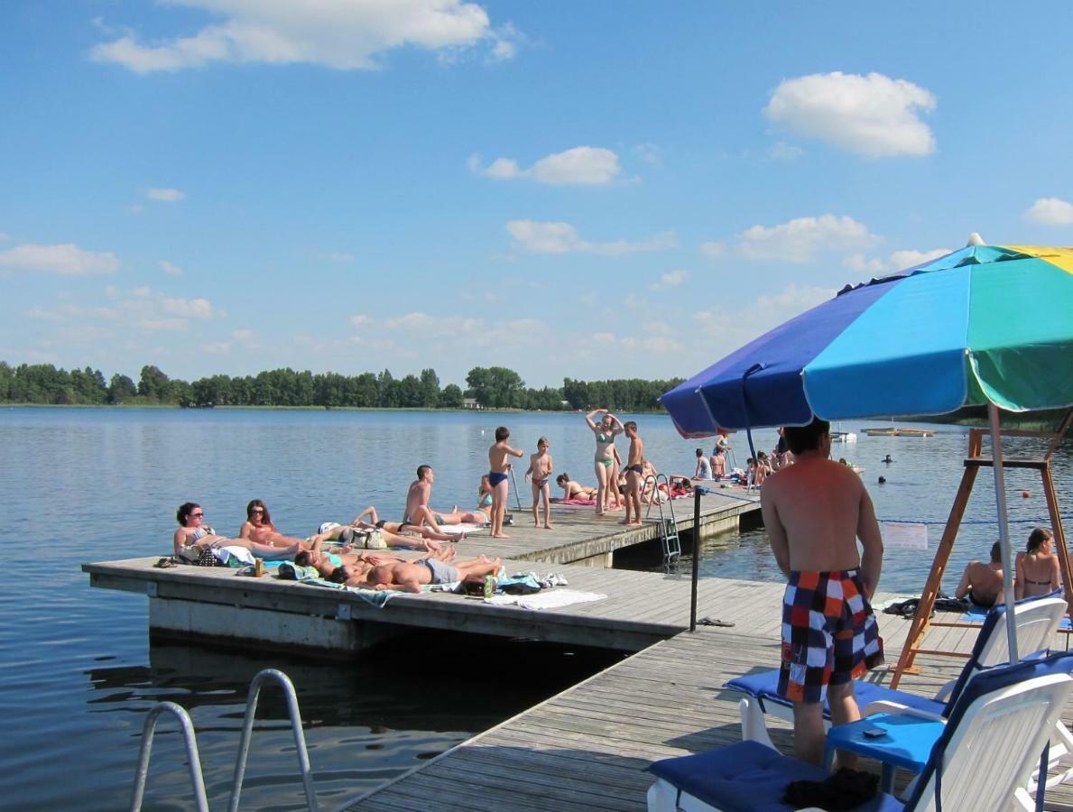 Resort Piaseczno Rozpłucie Exteriér fotografie