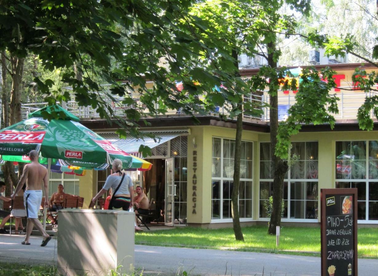 Resort Piaseczno Rozpłucie Exteriér fotografie
